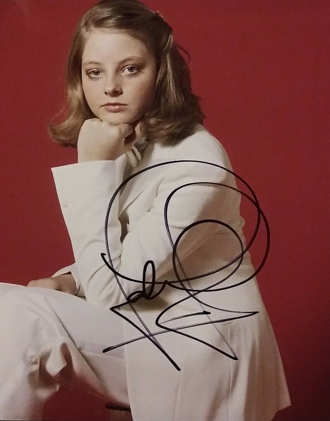 Jodie Foster signed 8 x 10