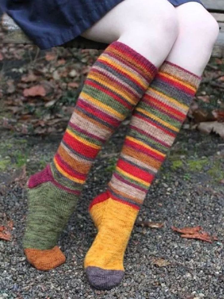 Comstylish Soft Warm Retro Rainbow Contrasting Socks