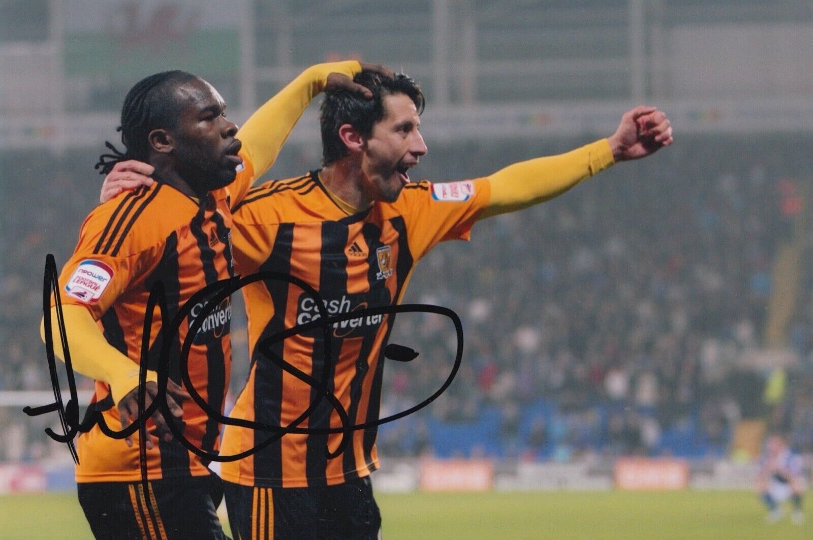 AARON MCLEAN HAND SIGNED 6X4 Photo Poster painting - FOOTBALL AUTOGRAPH - HULL CITY.