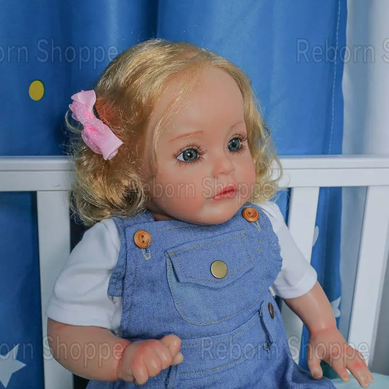 22" Abigail Smiling Girl