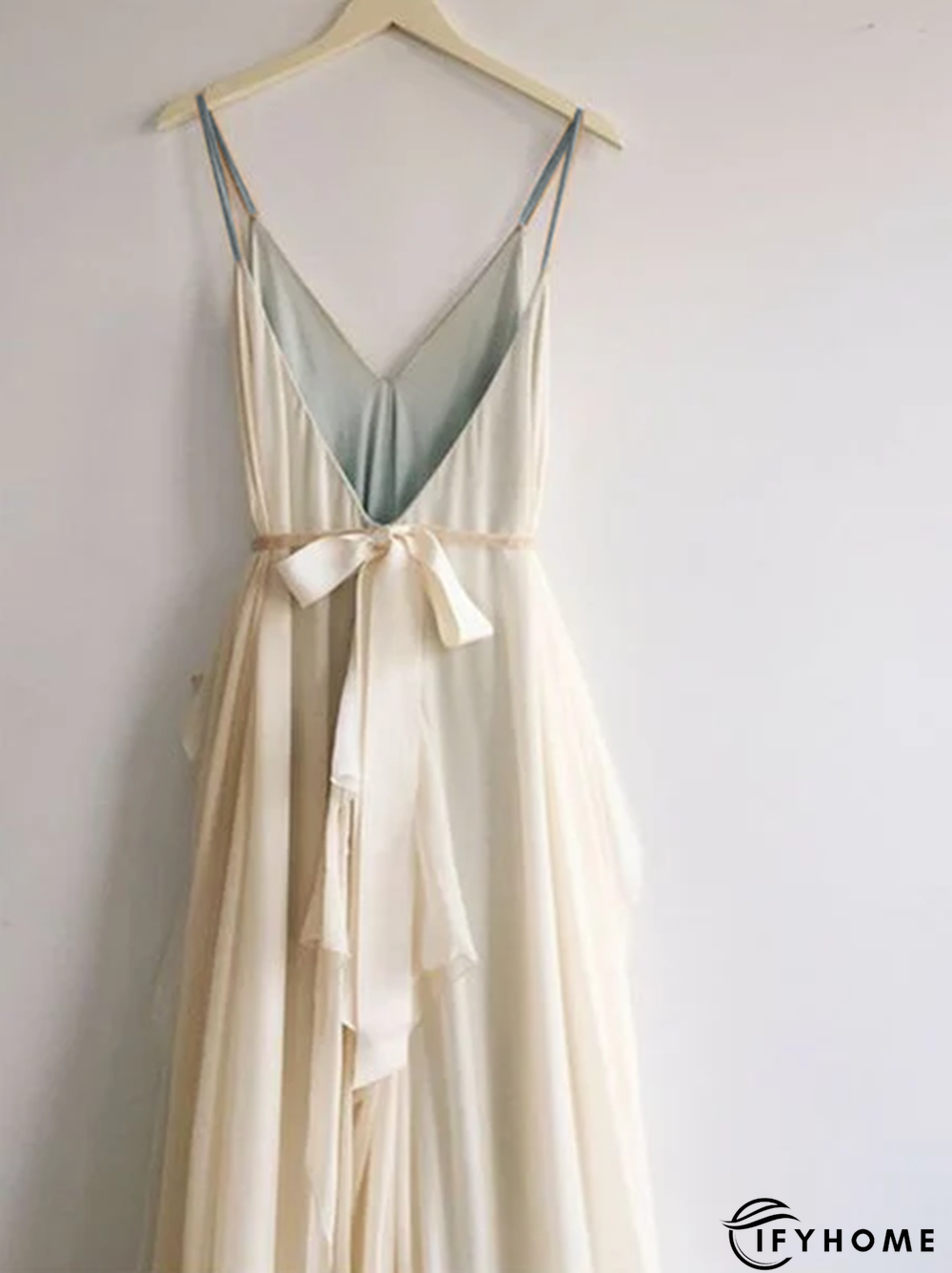 Women Beige Sleeveless Plain V Neck Weaving Dress | IFYHOME