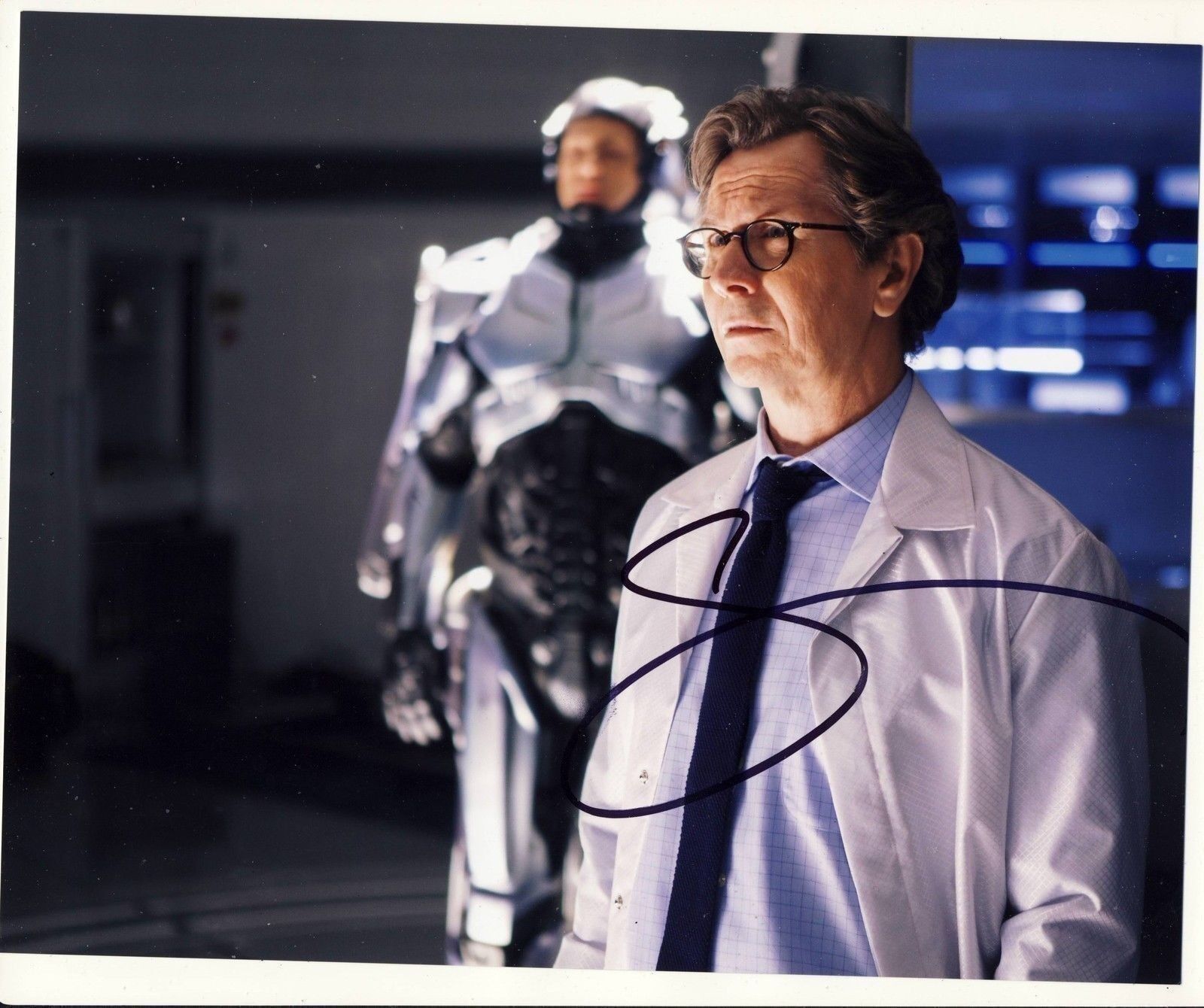 Gary Oldman Autograph ROBOCOP Signed 8x10 Photo Poster painting AFTAL [4744]