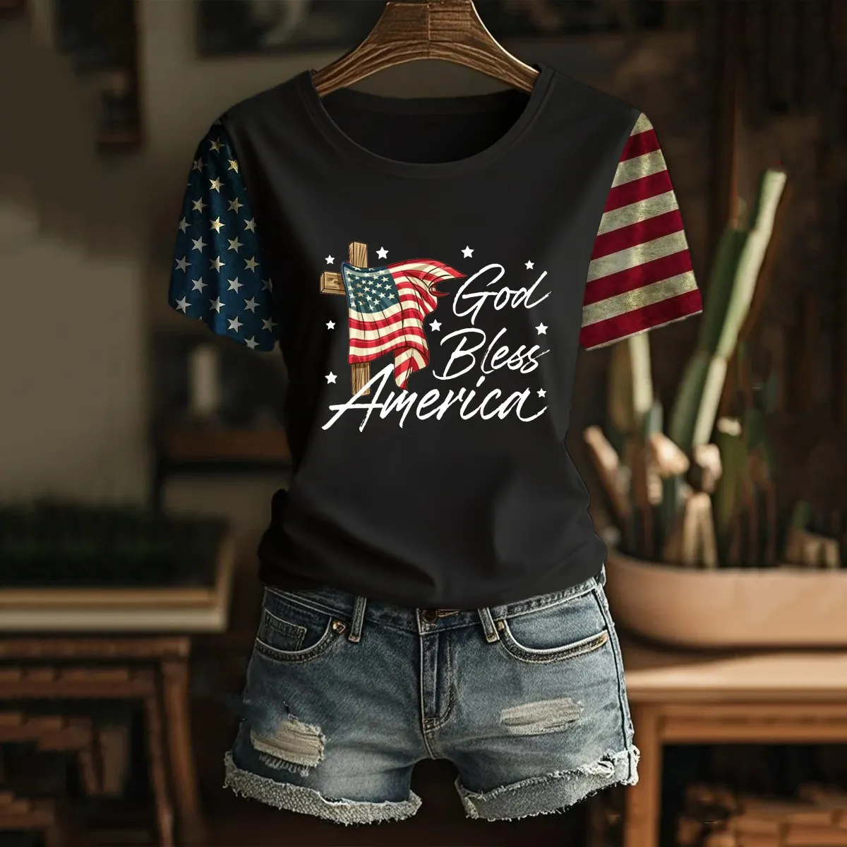 Women's Independence Day "god Bless America" ​​design Print Crew Neck T-shirt artswardrobe