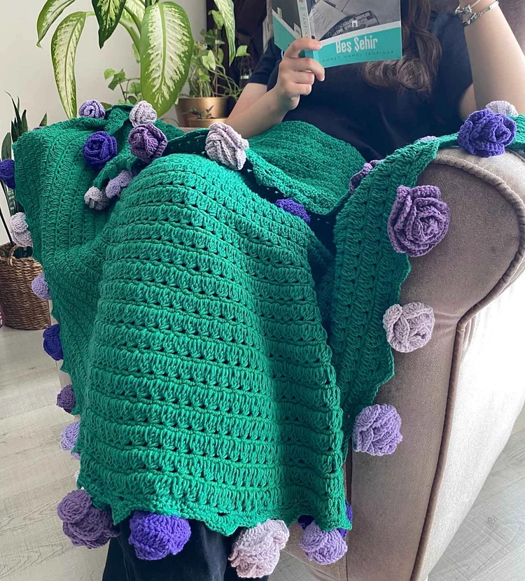 Lulusnow Handmade Purple 3D Rose Flower Bouquet Blanket Knitted Sofa Blanket Crochet Flower Blanket Gift Christmas/Valentine's/Easter/Mother's Day Gifts