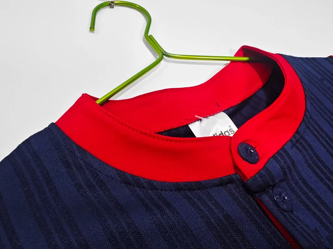 Retro Spain 1996 Away Football T-Shirt Thai Quality