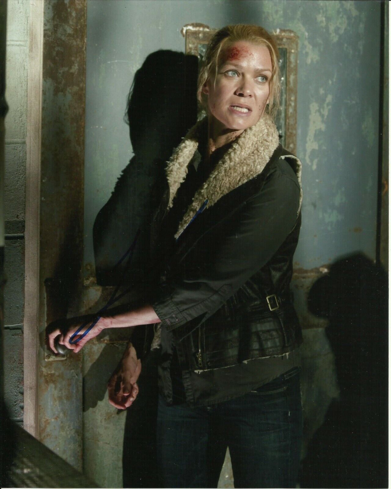 LAURIE HOLDEN SIGNED THE WALKING DEAD Photo Poster painting UACC REG 242 (3)