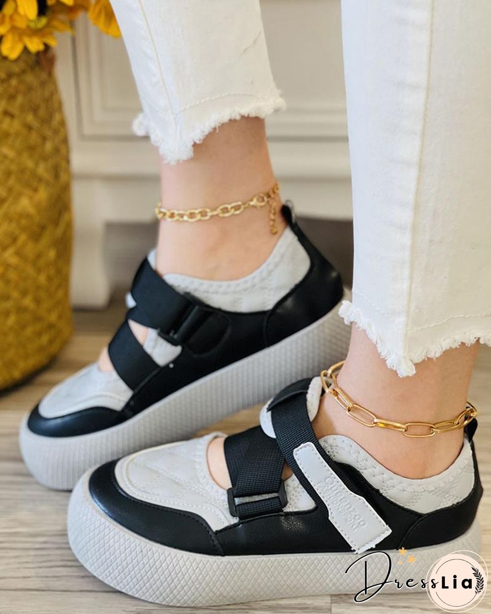 Velcro Colorblock Quilted Muffin Sneaker