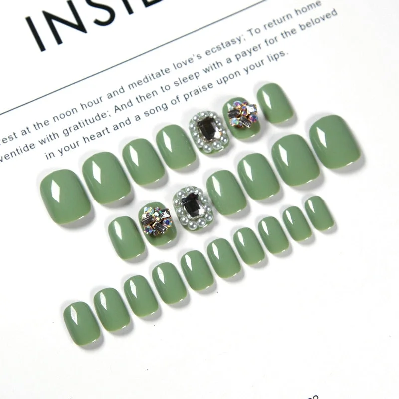 24pcs Women Wearable Full Cover Fake press on Nails Fresh Japanese Style Matcha Green with Shiny Rhinestone fake nails with gule-Nail Inspo
