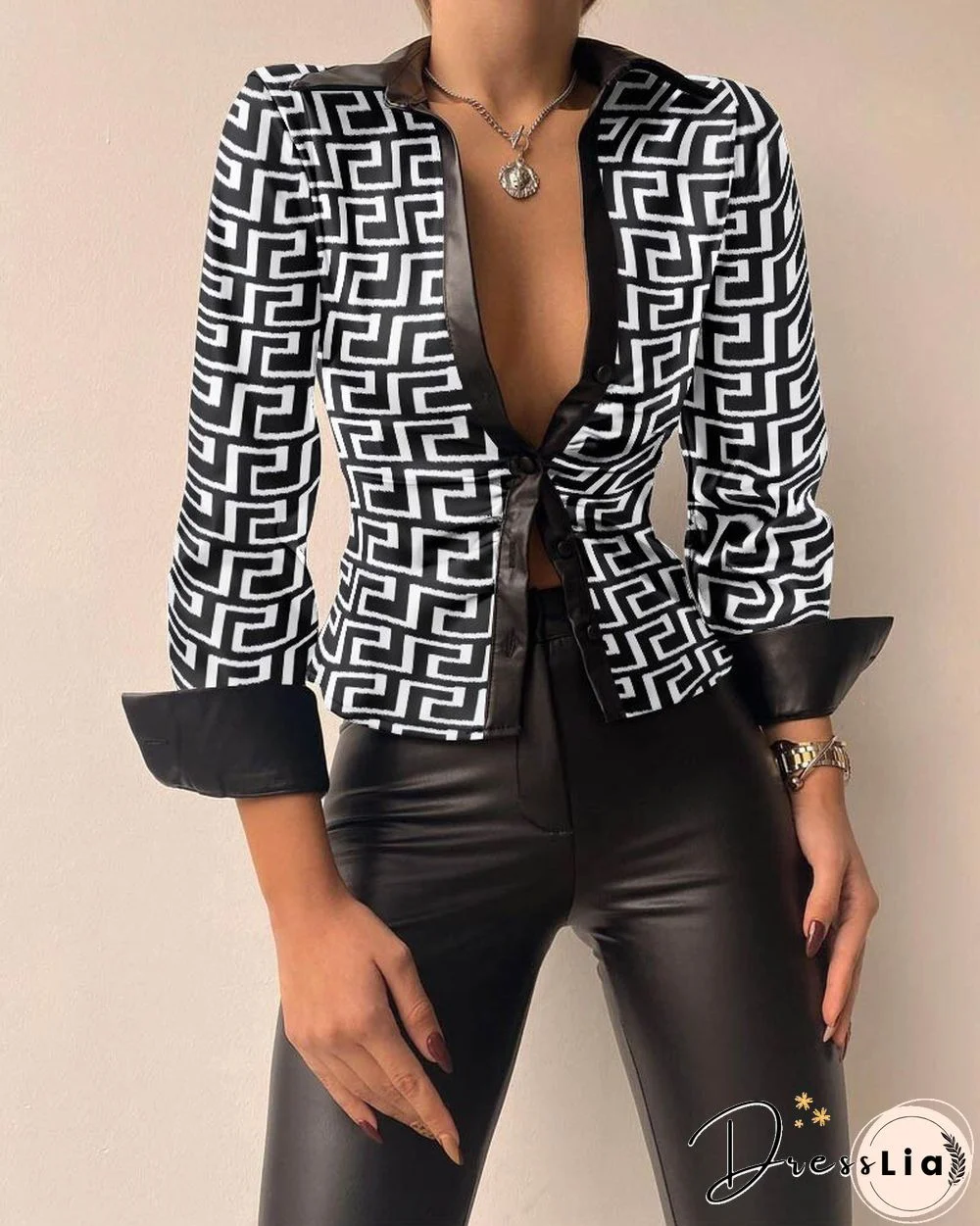 Spring Long-sleeved V-neck PU Leather Stitching Women's Leather Jacket Soldi Color Print Slim Coat Jackets For Women
