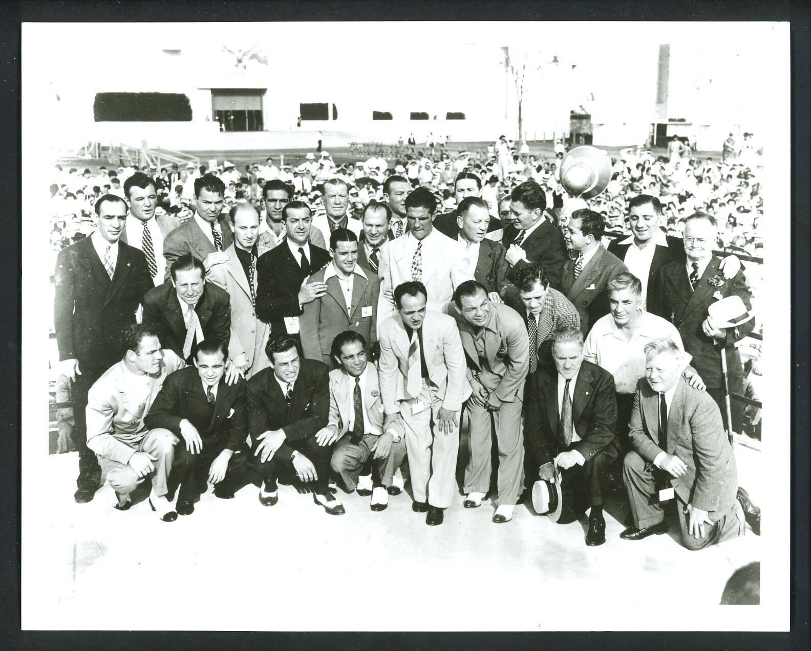 25 Champs in Ring 1950 's Press Photo Poster painting Boxing Champions