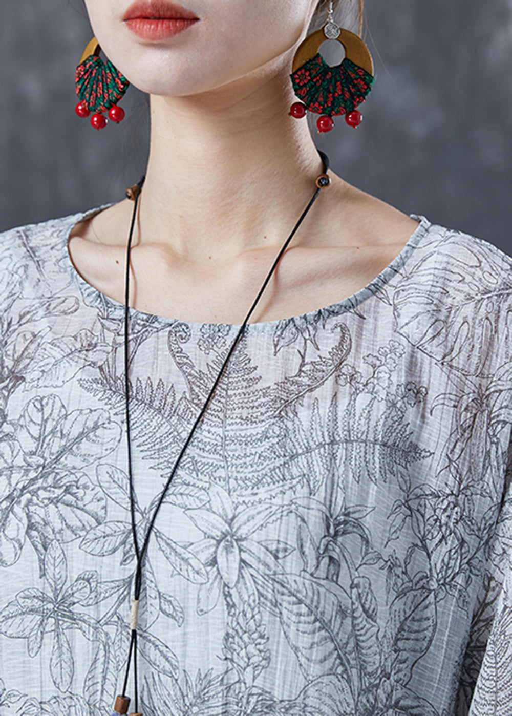 FineGina Elegant White Oversized Print Low High Design Cotton Tanks