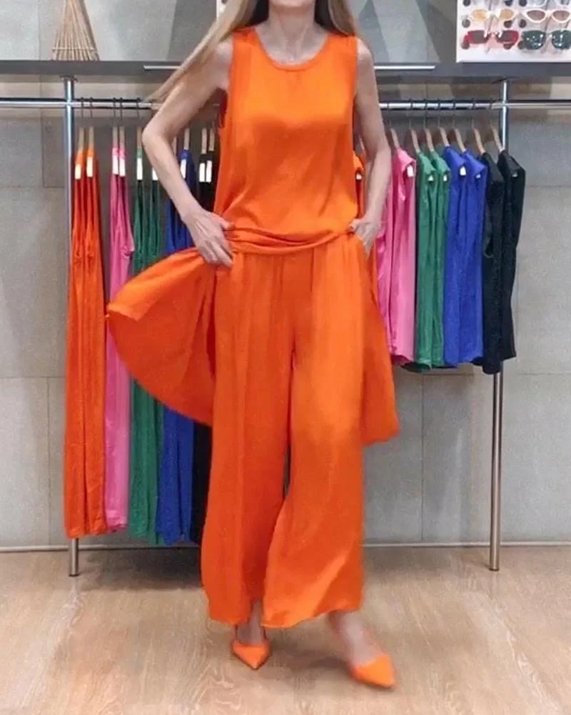 Solid Color Two-Piece Set of Sleeveless Slit Top & Pants