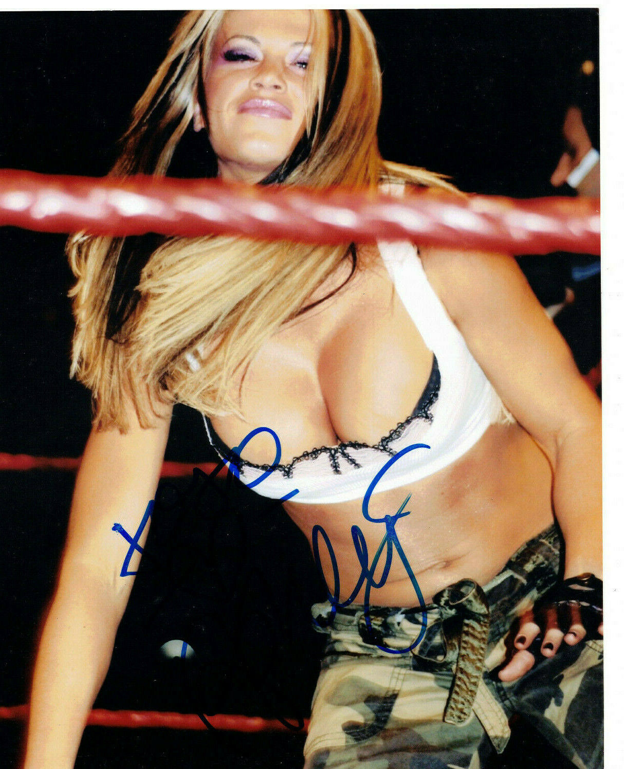 Ashley Massaro Authentic Signed 8x10 Photo Poster painting Autographed, WWE Diva, Wrestling