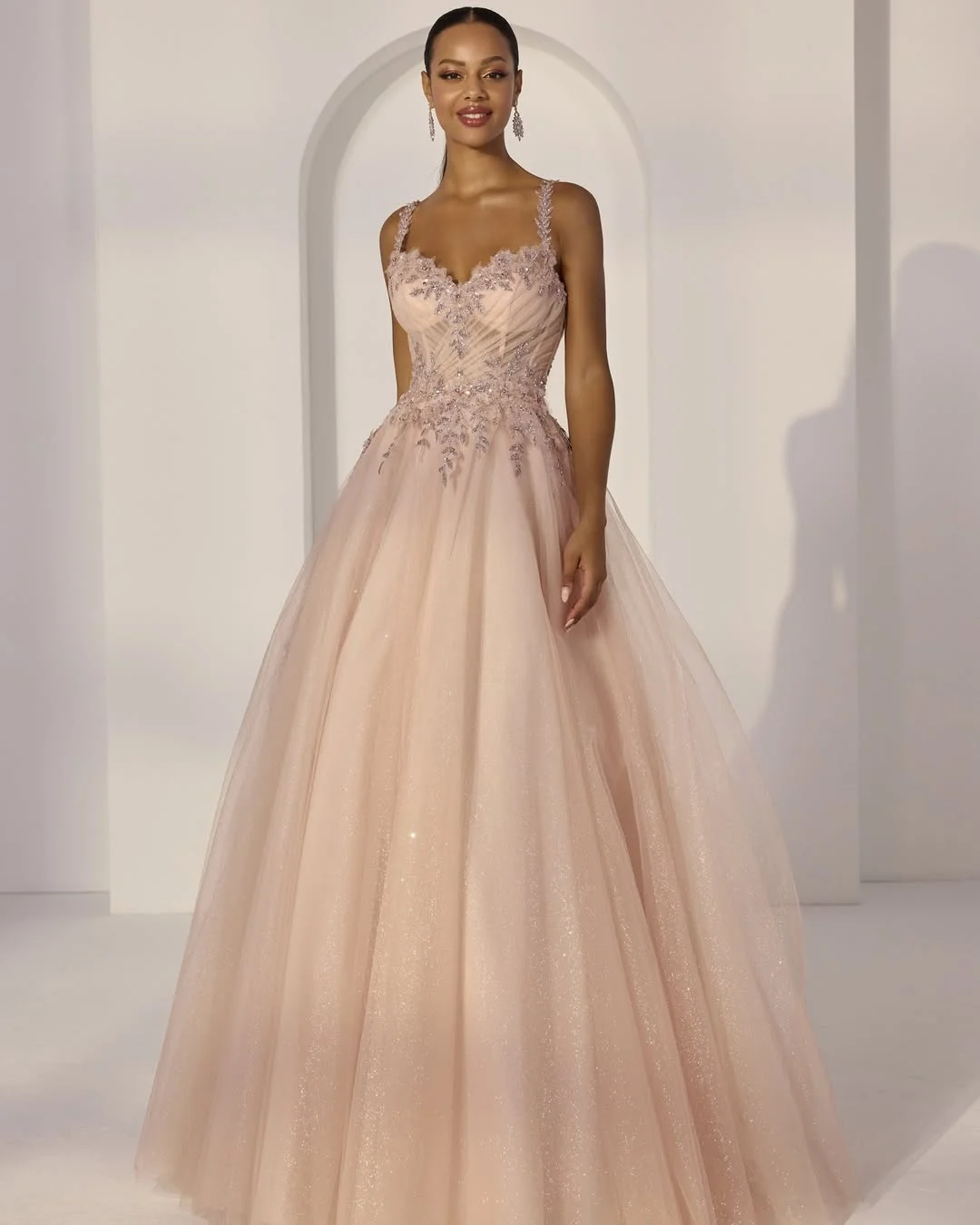 Dusty Pink Tulle And Lace V-Neck Spaghetti Straps Sleeveless Long A-Line Prom Dress With Pleated And Embroidery | YK0858 Wellcucu