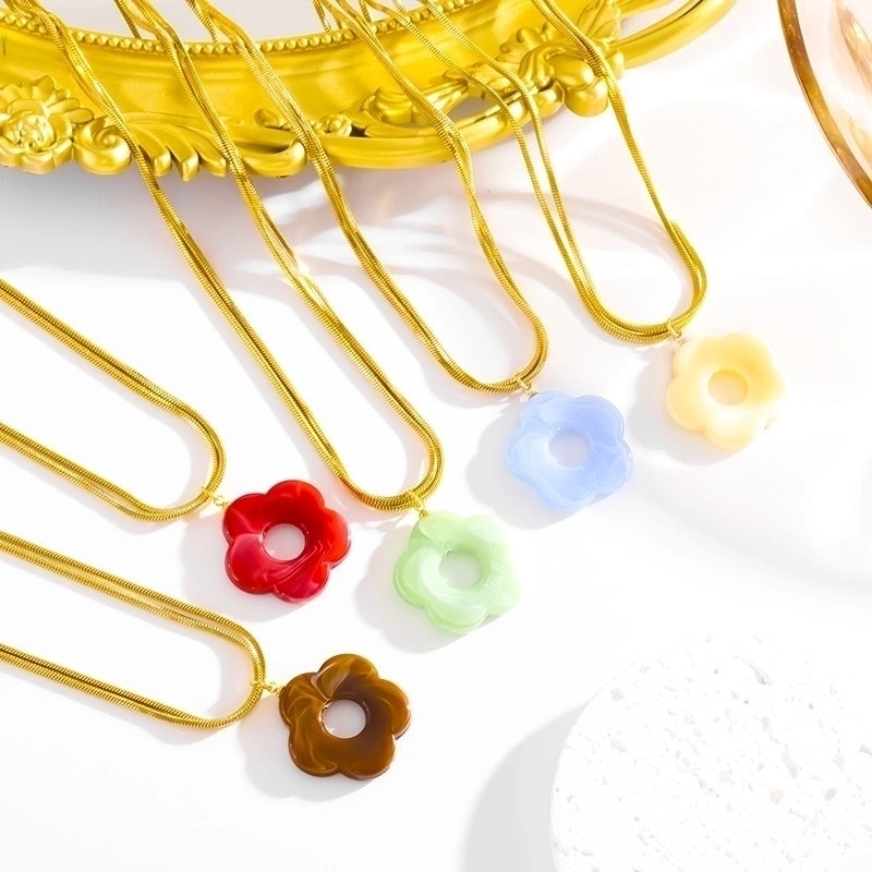 Vintage Style Minimalist Flower 304 Stainless Steel 18K Gold Plated Plating Pendant Necklace