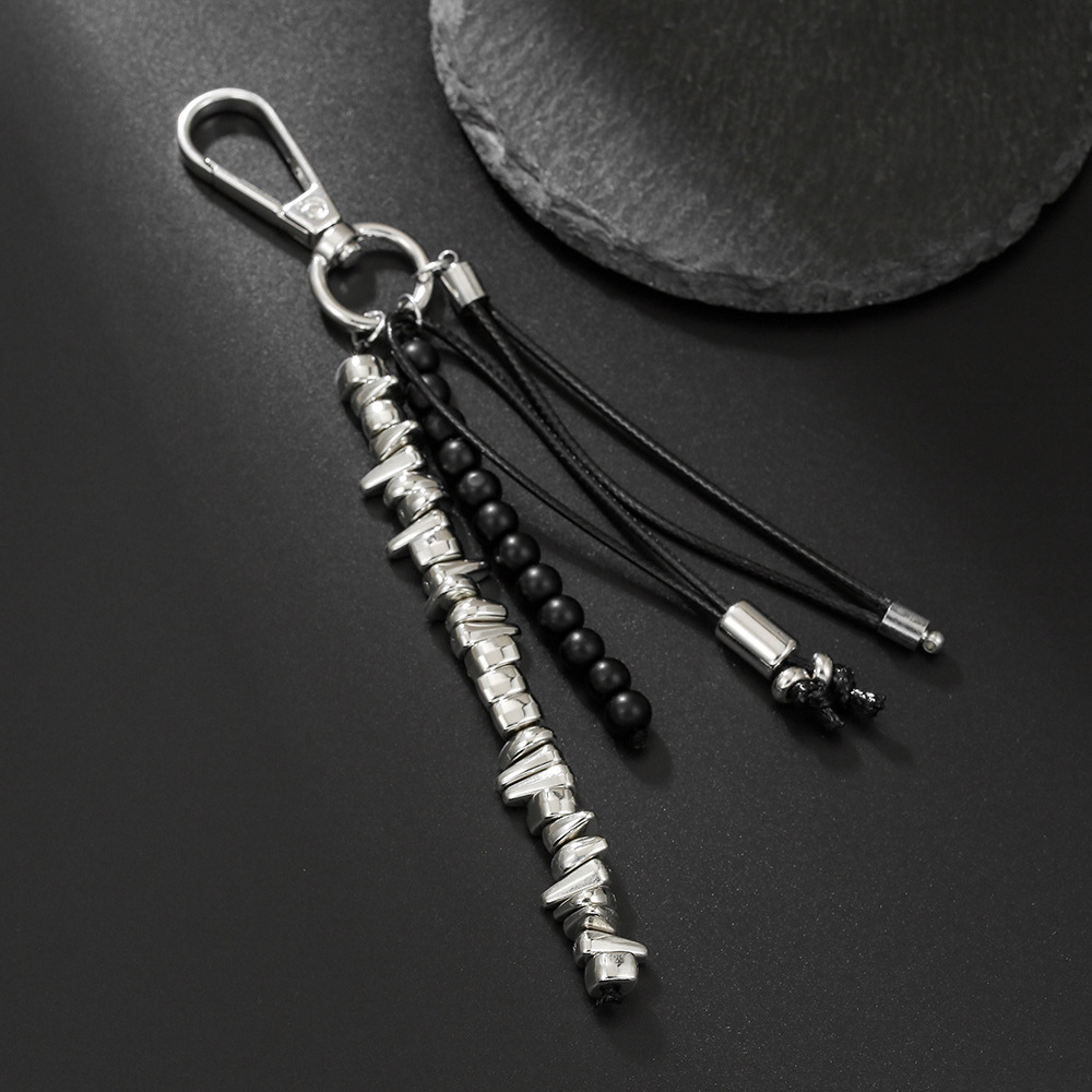 European and American style niche metal irregular shape black gallstone beaded keychain, personalized men's trouser chain bag chain charm