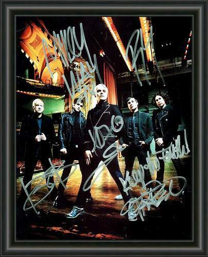 MY CHEMICAL ROMANCE A4 SIGNED AUTOGRAPHED Photo Poster painting POSTER 3 -  POSTAGE