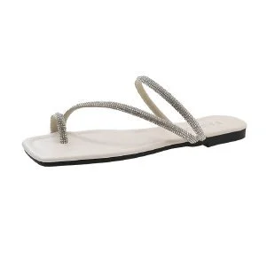 Uveng Uveng Feng Shui Diamond Cool Slippers Women Wear 2024 Summer New Soft Bottom Head With Skirt Students Beach Sandals