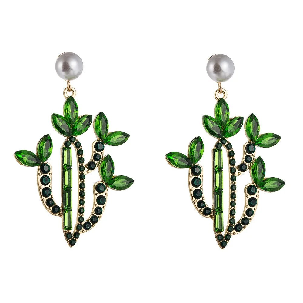 Dvacaman INS Fashion Green Color Beaded Cactus Drop Earrings for Women Boho Weave Rattan Cactus Round Earrings Statement Jewelry