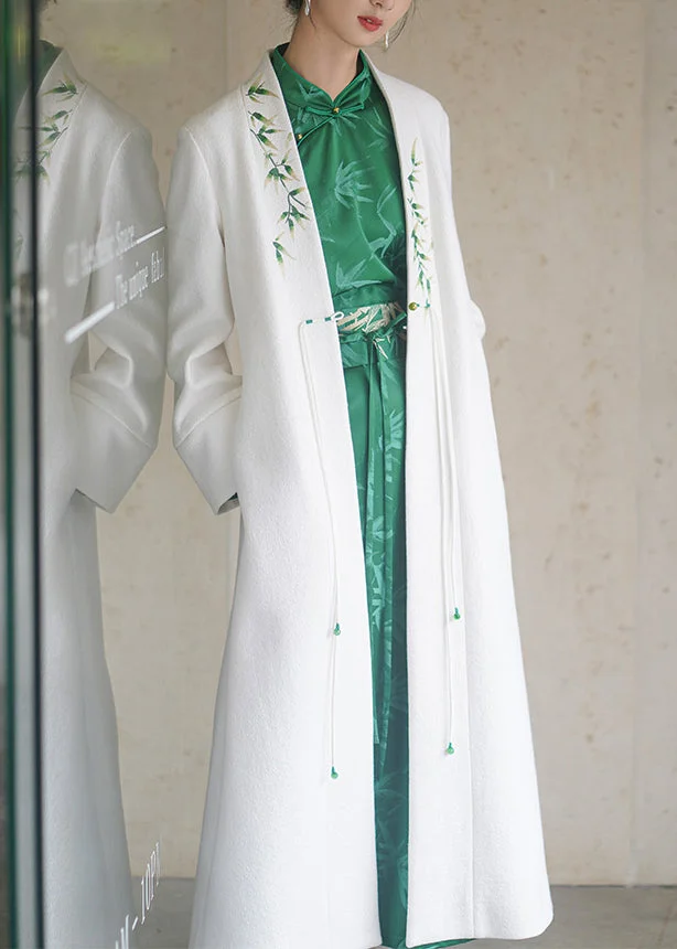 Chinese Style White Tasseled Embroideried Pockets Woolen Coats Winter
