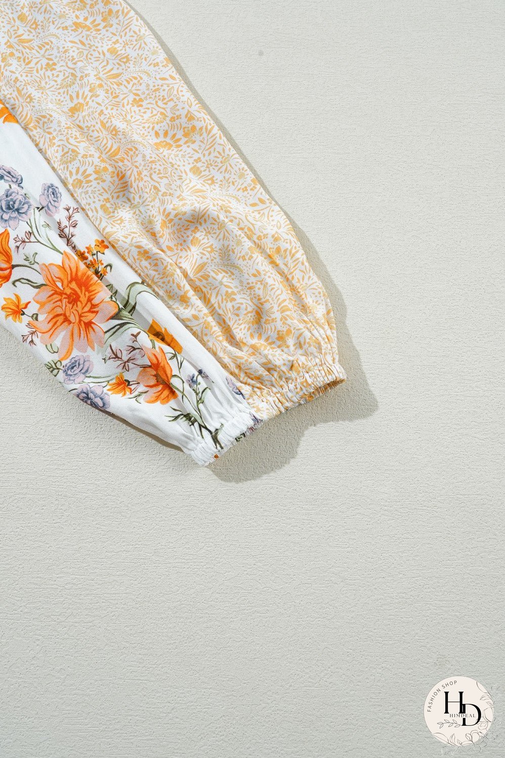 White Plus Size Floral Print V Neck Puff Sleeve Blouse