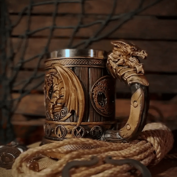 Coutureaura Dungeon Master Tankard Trophy Mug