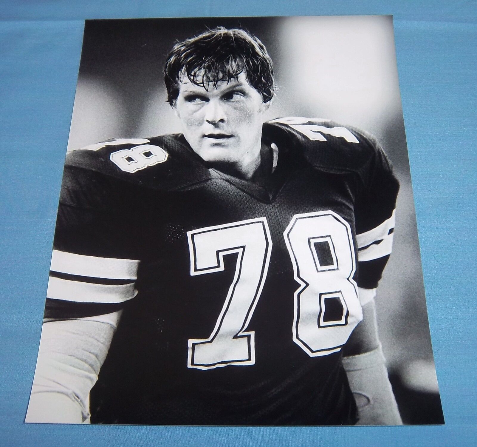 Dallas Cowboys John Dutton Unsigned 8x10 Photo Poster painting A