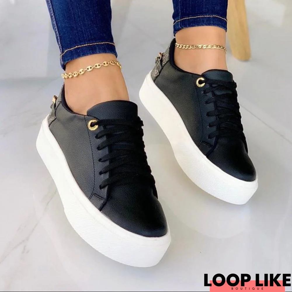 Casual Sports Shoes: Flat Sneakers for Women with Chain Lace-Up Design