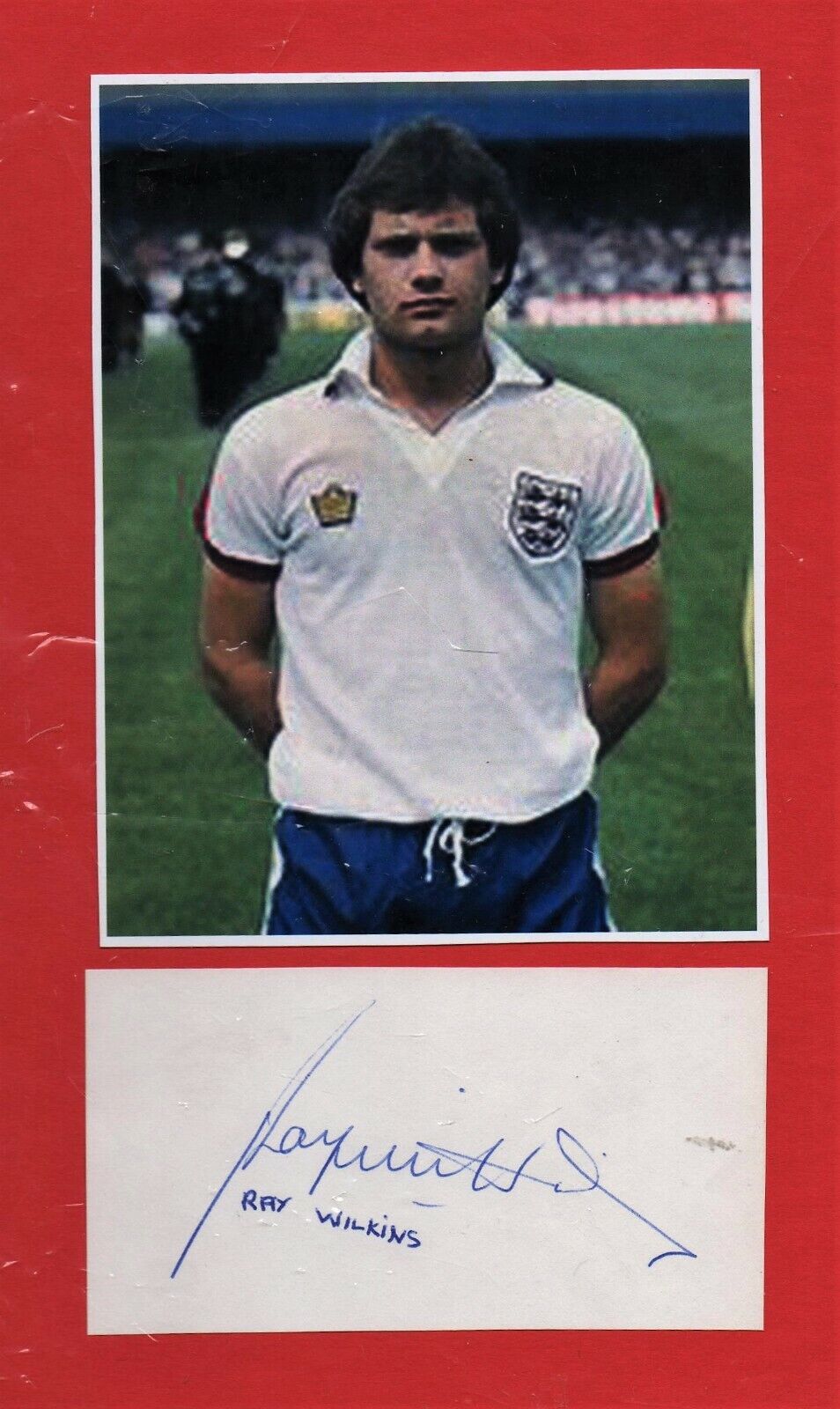 CHELSEA - FOOTBALL - RAY WILKINS MBE personally signed card + pic display - good