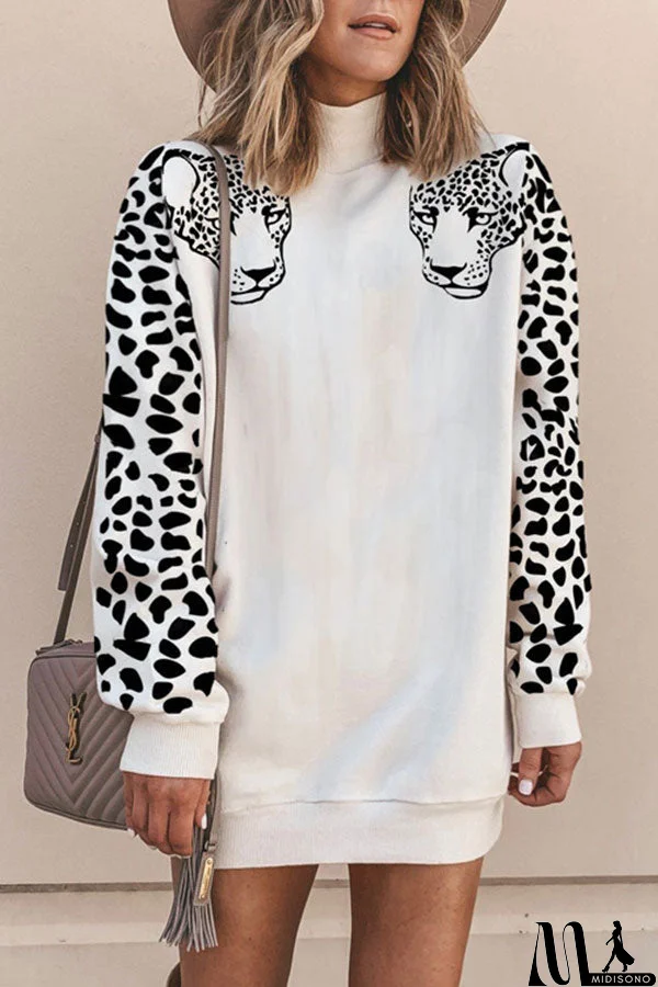 MidiSono - Turtleneck Leopard Print Sweatshirt
