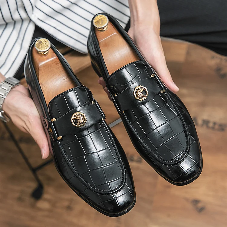 Plus-size business leather shoes Men British fashion loafers formal Breathable loafers Office professional leather shoes_ viptrois
