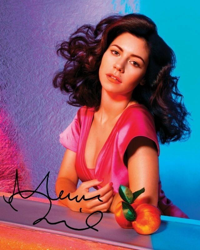 Marina And The Diamonds Autograph Signed Photo Poster painting Print