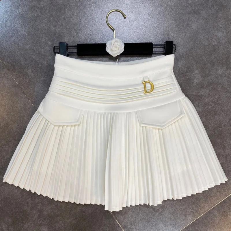 Ueong Real Price JK Skirt High Waist Skirt Pure Sex Fairy White Pleated Skirt A-Shaped Skirt Metal D Pendant