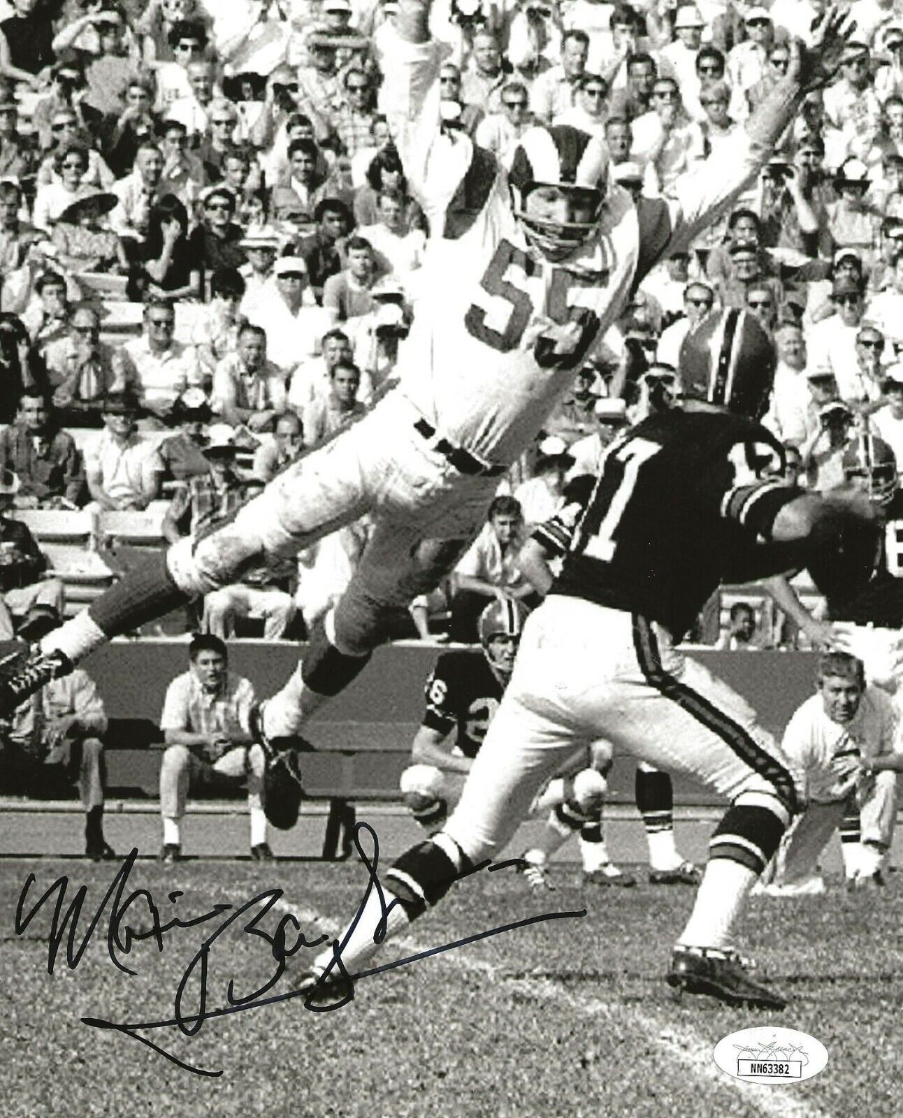 Maxie Baughan signed LA Los Angeles Rams 8x10 Photo Poster painting autographed JSA