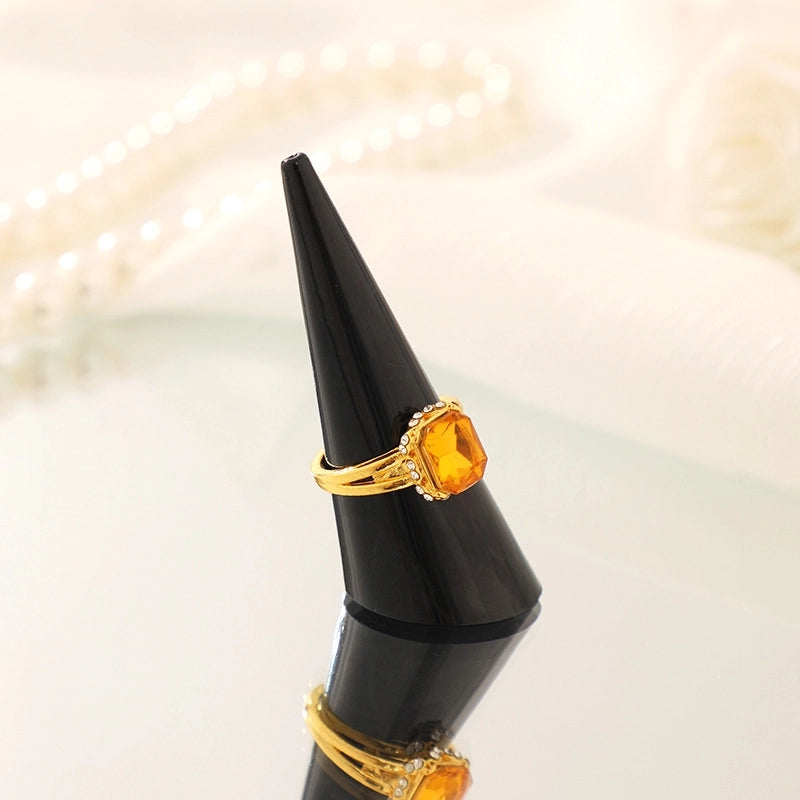 Minimalist Conical Solid Color Plastic Jewelry Rack