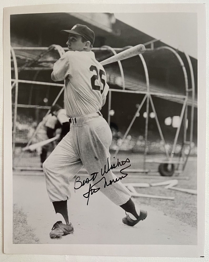 Irv Noren (d. 2019) Signed Autographed Vintage Glossy 8x10 Photo Poster painting New York Yankees - COA Matching Holograms