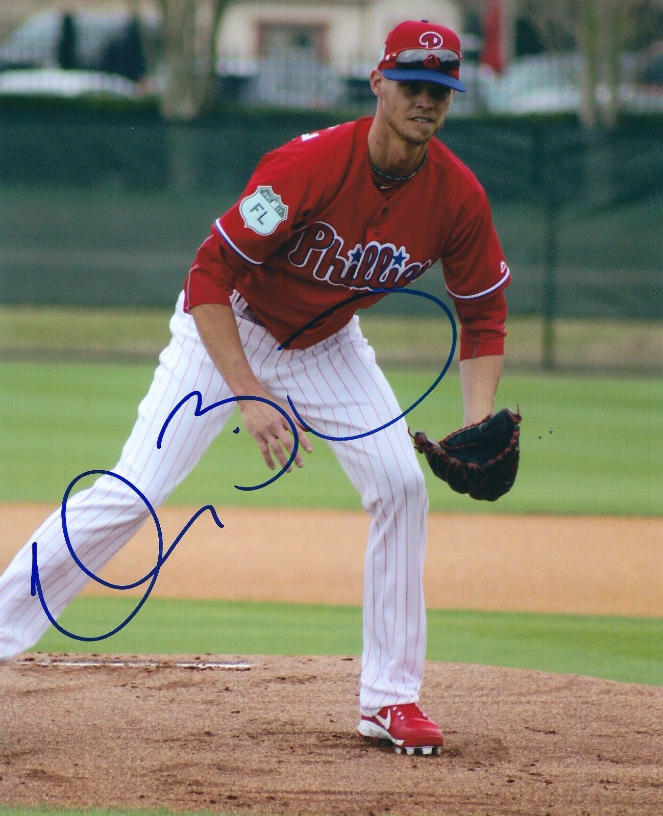 Signed 8x10 CLAY BUCHHOLZ Philadelphia Phillies Autographed Photo Poster painting - COA