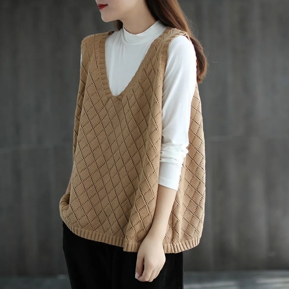 Sweater Vests Women Baggy Korean Style Students High Street Casual Cozy Sleeveless Female Vintage Knitted Outerwear Simple Kpop