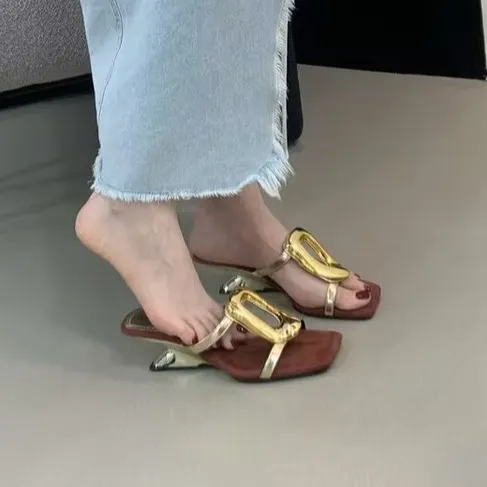 Yyvonne Way With Stylish Cool Slippers Wearing 2025 Summer New Square Toe And High-Heeled Sandals Woman