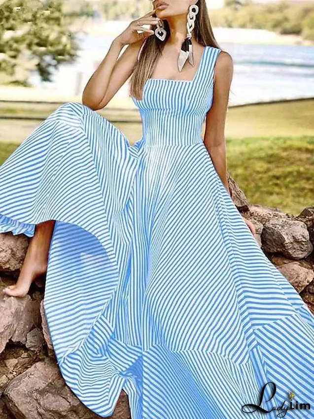 Fashionable and Minimalist Dress