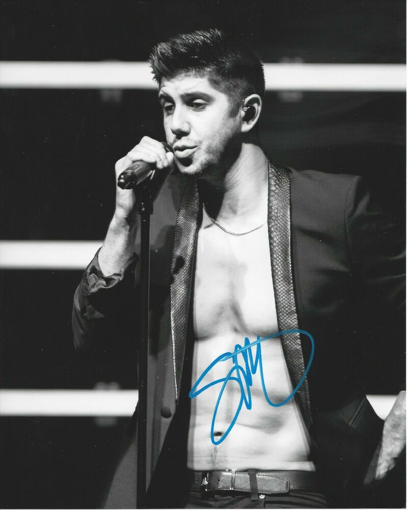 SoMo Autographed 8x10 Ride Bad Chick  A443