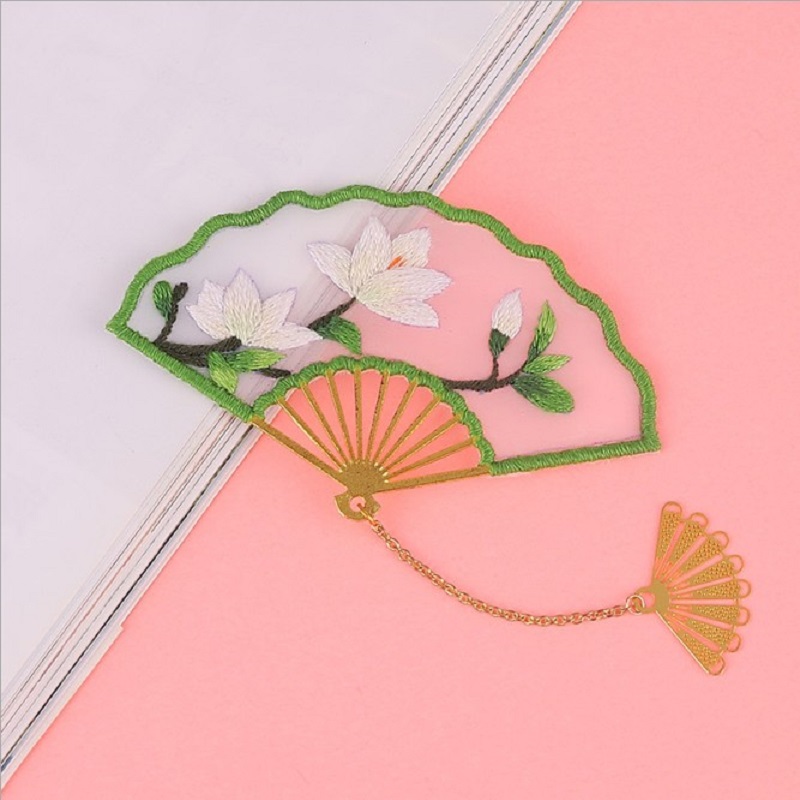 

Magnolia - Fan Shaped Bookmark Embroidery - Cross Stitch, 501 Original