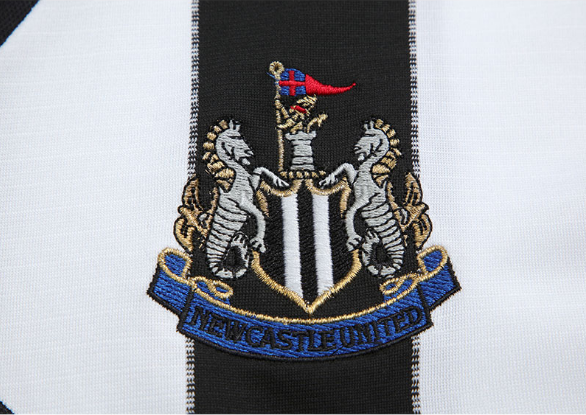Retro 1999-2000 Newcastle United Home Football Shirt