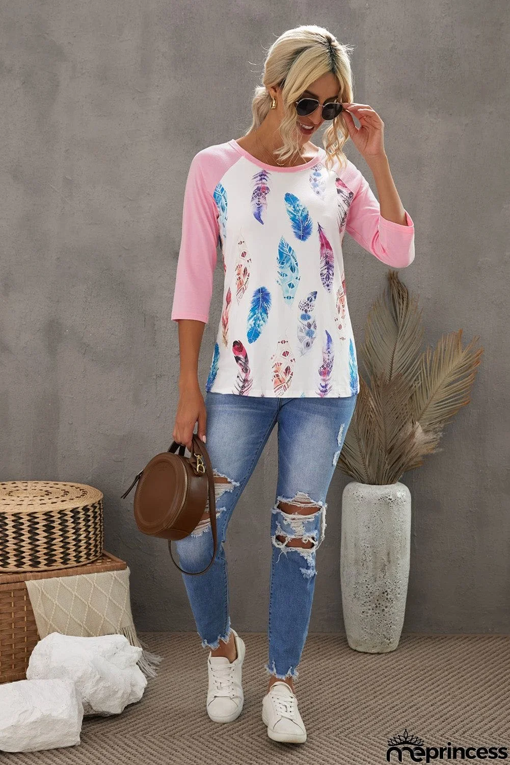 Feather Print 3/4 Raglan Sleeve Top
