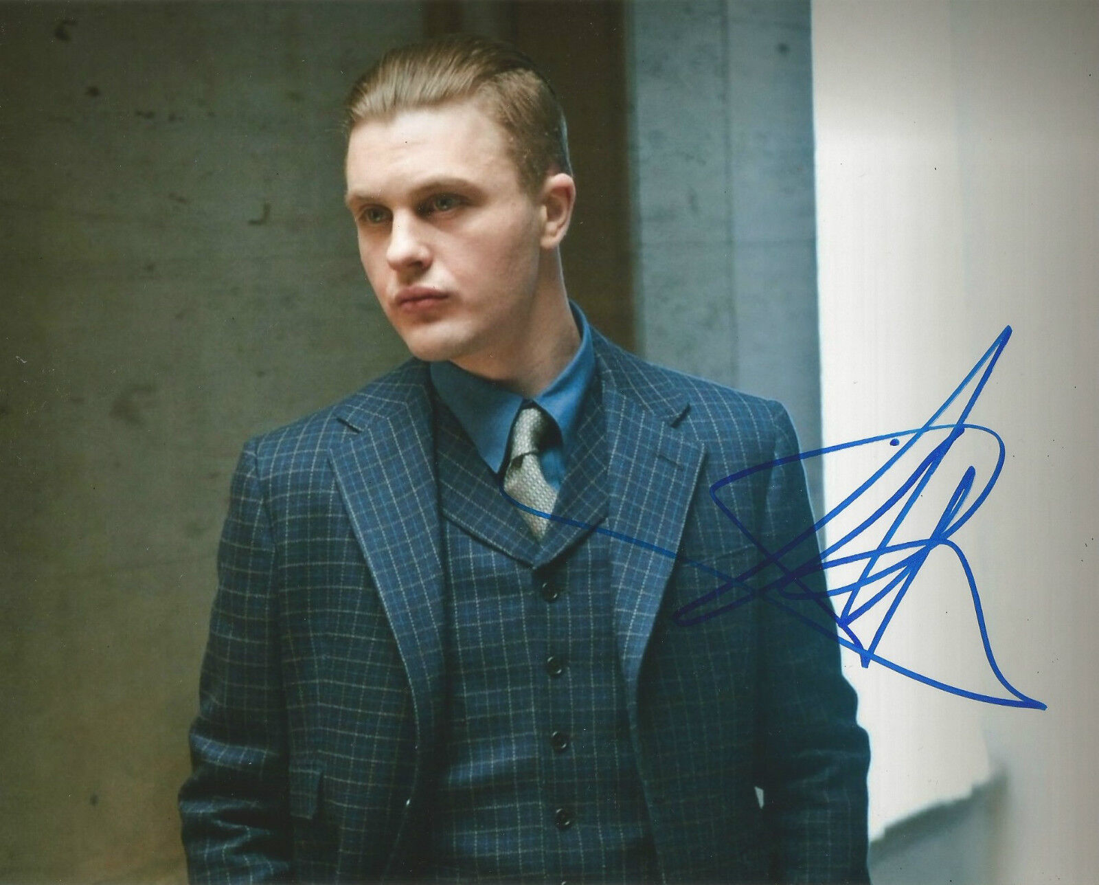 Michael Pitt Signed Boardwalk Empire 10x8 Photo Poster painting AFTAL