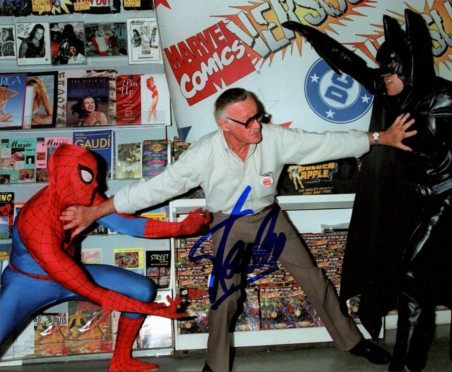 Stan Lee Spider Man VS Batman Vintage Signed 8x10 Photo Poster painting Autographed REPRINT