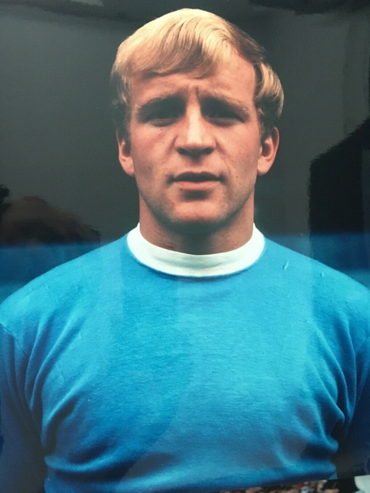 FRANCIS LEE - MANCHESTER CITY LEGEND - SUPERB UNSIGNED Photo Poster paintingGRAPH