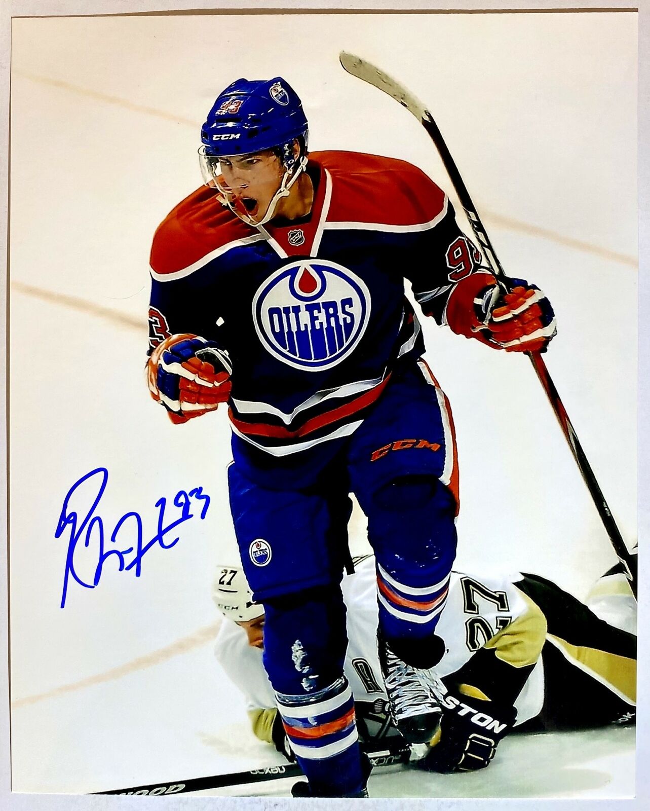 Ryan Nugent-Hopkins Signed 8x10 Photo Poster painting Edmonton Oilers Autograph Auto