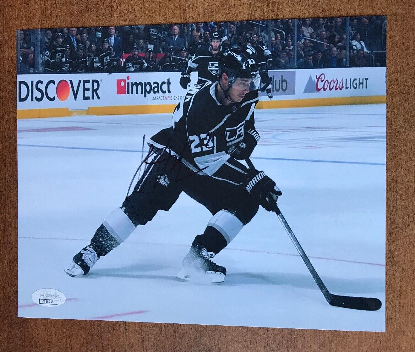 Dustin Brown Signed Los Angeles Kings 8x10 Photo Poster painting JSA COA Autographed