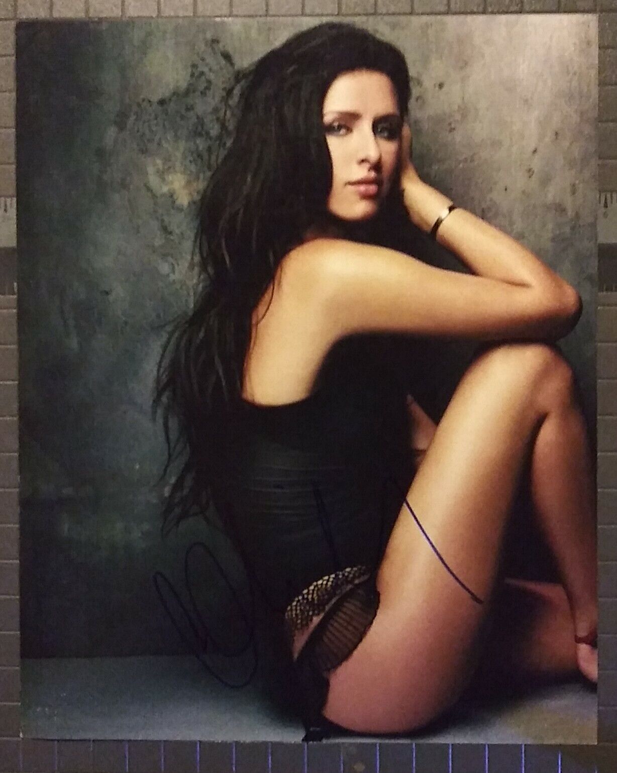 Nicky Hilton signed 8x10